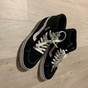 VANS high tops womens size 8 Brand New